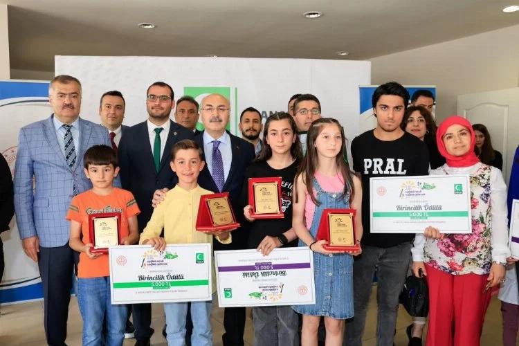 Adana'da 'Sağlıklı Nesil Sağlıklı Gelecek' yarışmasının ödül töreni gerçekleşti