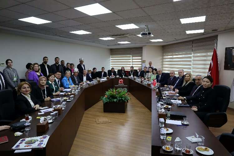 Adana Sanayi Odası'nda Kırgızistan İş fırsatları toplantısı gerçekleştirildi 2