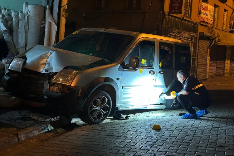 Adana'da aracında silahlı saldırıya uğrayan kişi öldü