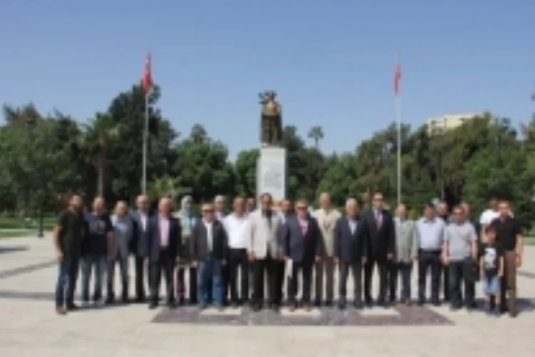 Adana’da Dünya Veteriner Hekimler Günü kutlandı