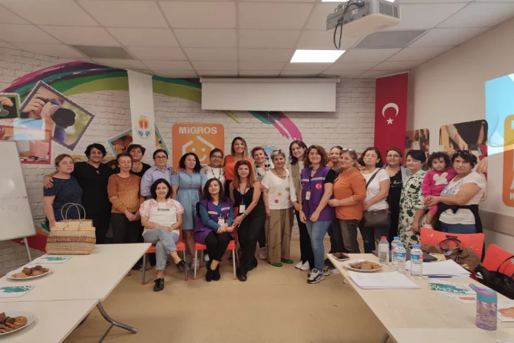 Adana'da 'Kadın Sağlığı' konulu seminer düzenlendi