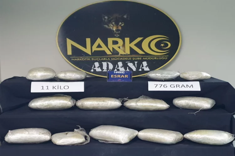 Adana'da otomobilin tamponunda 11 kilo 776 gram esrar bulundu