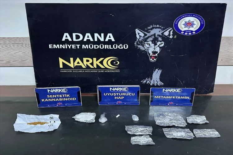 Adana'da uyuşturucu ele geçirilen evde yakalanan 2 zanlı tutuklandı