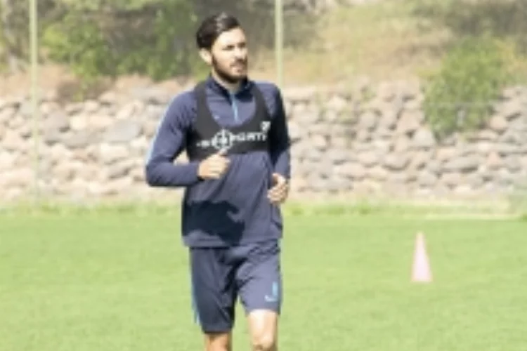 Adana Demirspor'da yeni transferler takımla çalışmalara başladı