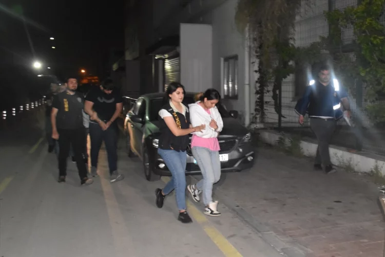 Adana merkezli sahte ilanla dolandırıcılık operasyonunda 10 şüpheli yakalandı