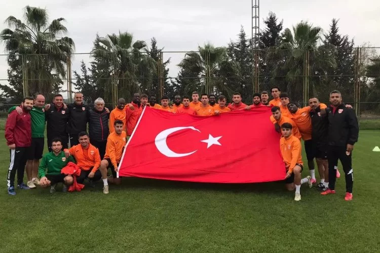Adanaspor, kritik Bodrum maçının başlama saatini bekliyor