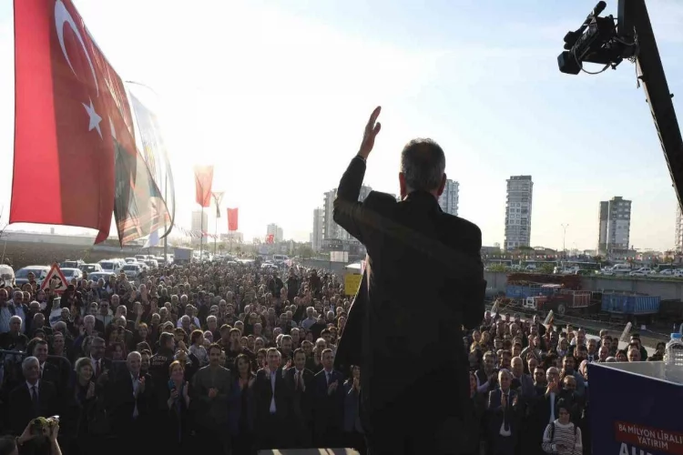 Ahmet Zenbilci Bulvarı açıldı, Adanalılar Murat Kekilli konseriyle coştu