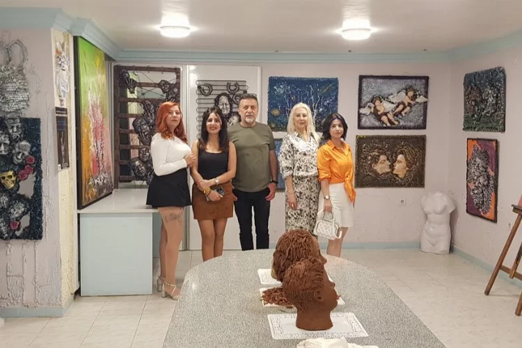Akademi Kültür ve Sanat Merkezi'nde 'KarmaŞık' sergi