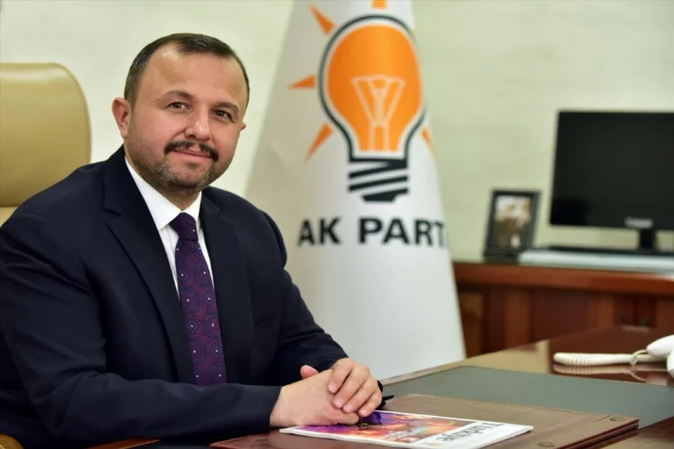AK Parti Antalya İl Başkanı Taş, milletvekilliği aday adaylığı için görevinden istifa etti