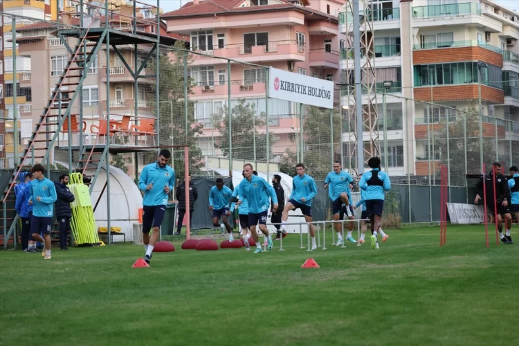 Alanyaspor, Kocaelispor maçının hazırlıklarına başladı