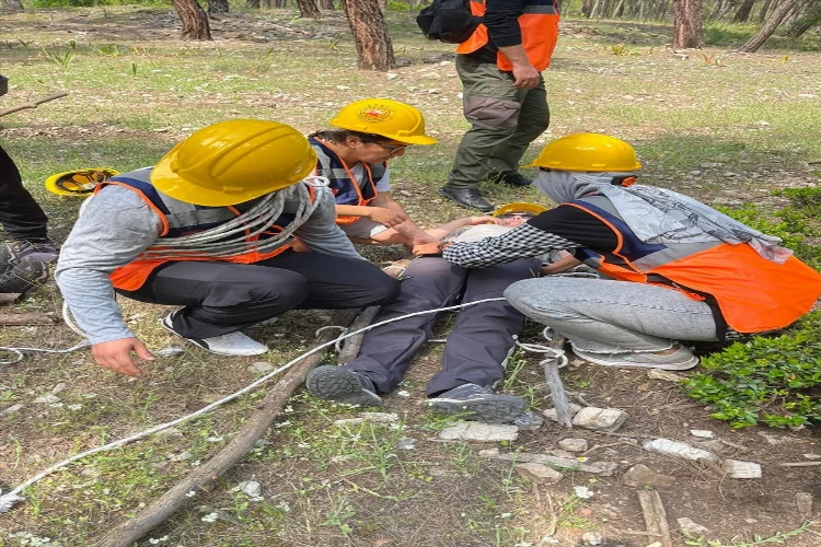 Anadolu Aslanları İş Adamları Antalya Şubesi, arama kurtarma ekibi kurdu