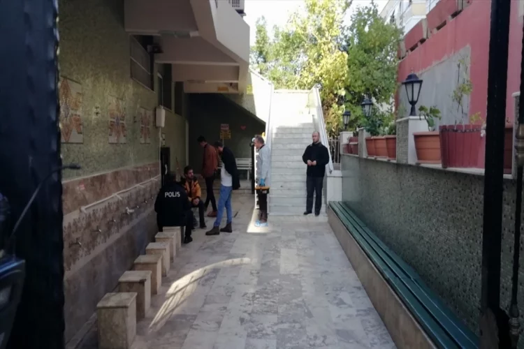 Antalya'da bir kişi cami tuvaletinde ölü bulundu