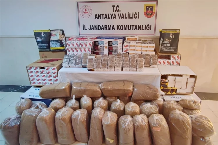 Antalya'da kaçak sigara, tütün ve makaron ele geçirildi