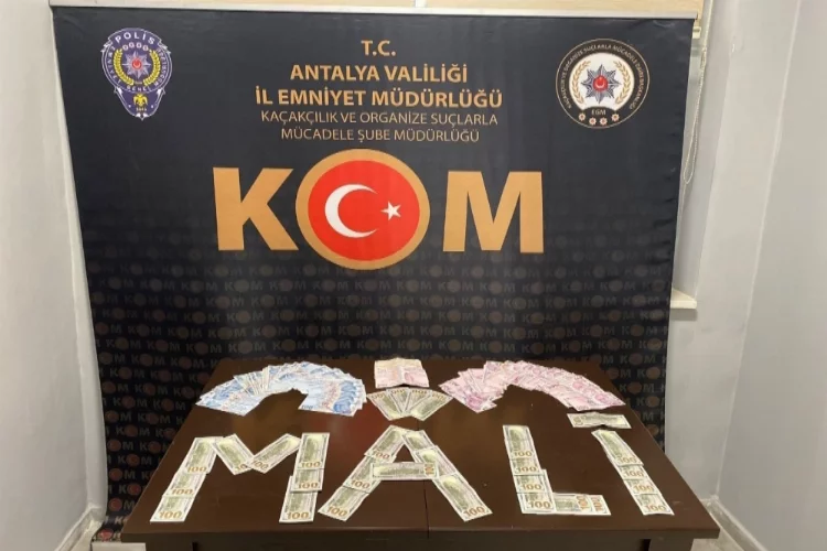 Antalya'da sahte para operasyonunda yabancı uyruklu 5 şüpheli yakalandı
