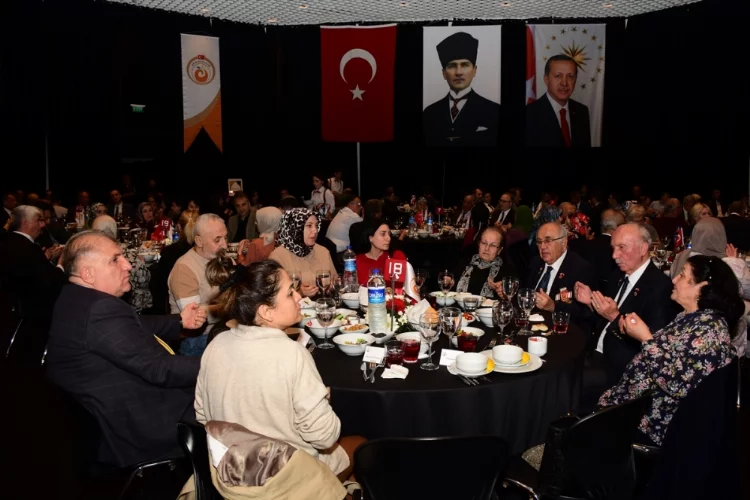 Antalya'da şehit aileleri ve gazilere iftar yemeği verildi