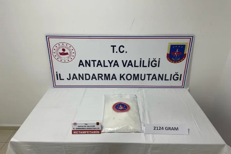Antalya'da uyuşturucu operasyonunda 3 şüpheli gözaltına alındı