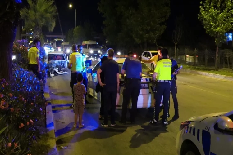 Antalya'da zincirleme trafik kazasında 5 kişi yaralandı