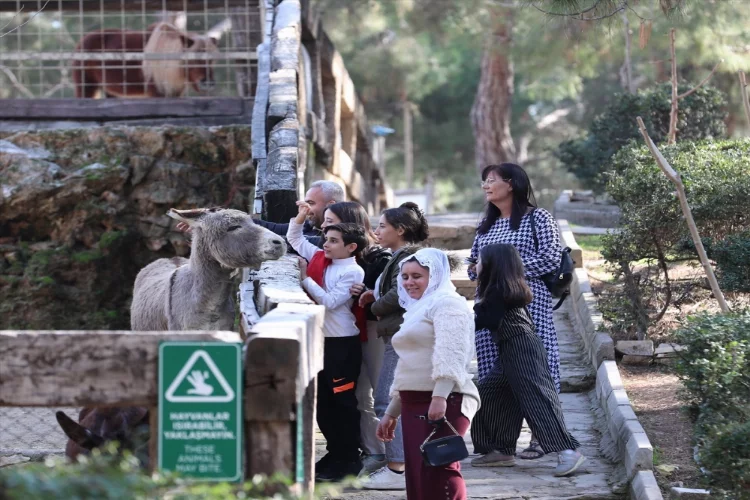 Antalya Doğal Yaşam Parkı öğrenci ve öğretmenlere ücretsiz hizmet veriyor