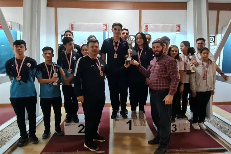 Antalya Spor Lisesi Dart Takımı Türkiye şampiyonu oldu