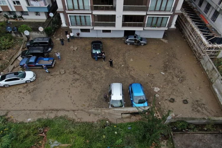 Trabzon’un Sürmene ilçesinde sular çekildi, hasarın boyutu ortaya çıktı