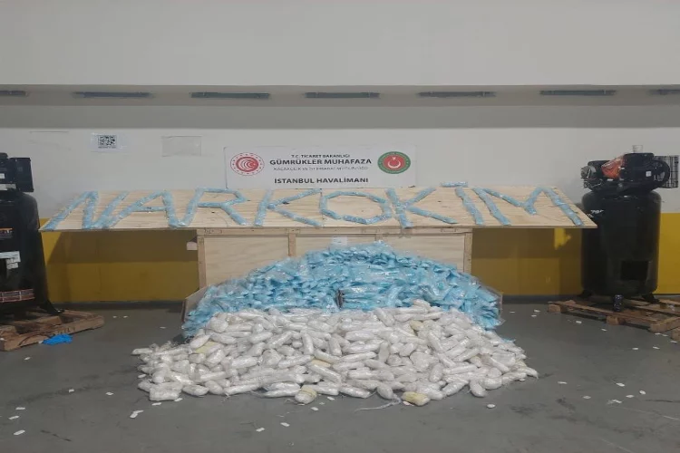 İstanbul Havalimanı'nda 427 kilogram uyuşturucu madde ele geçirildi