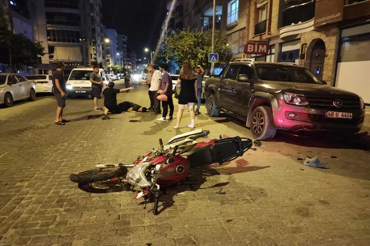 AYDIN - İki motosikletin çarpıştığı kazada 2 kişi yaralandı
