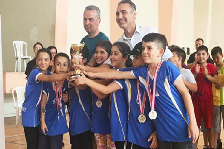 Badminton Minikler Adana Şampiyonası   