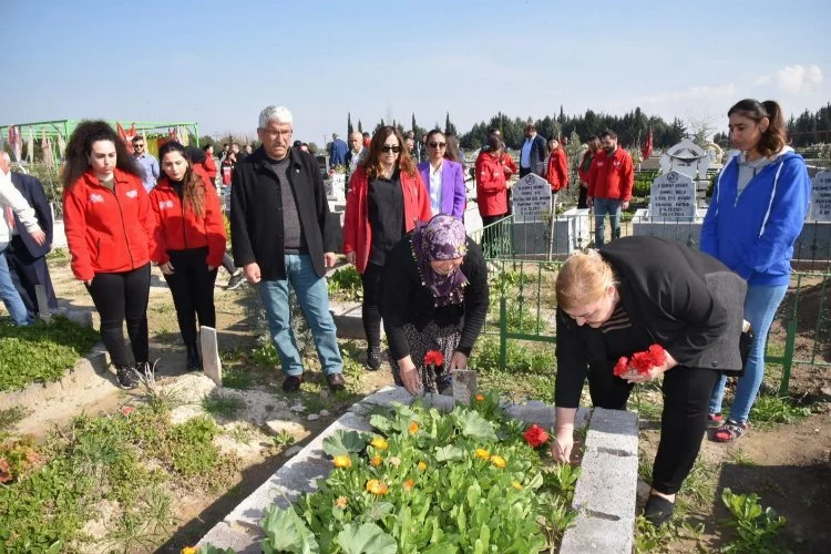 Başkan Hülya Erdem, depremzedeleri unutmadı: Deprem şehitleri Ceyhan’da anıldı