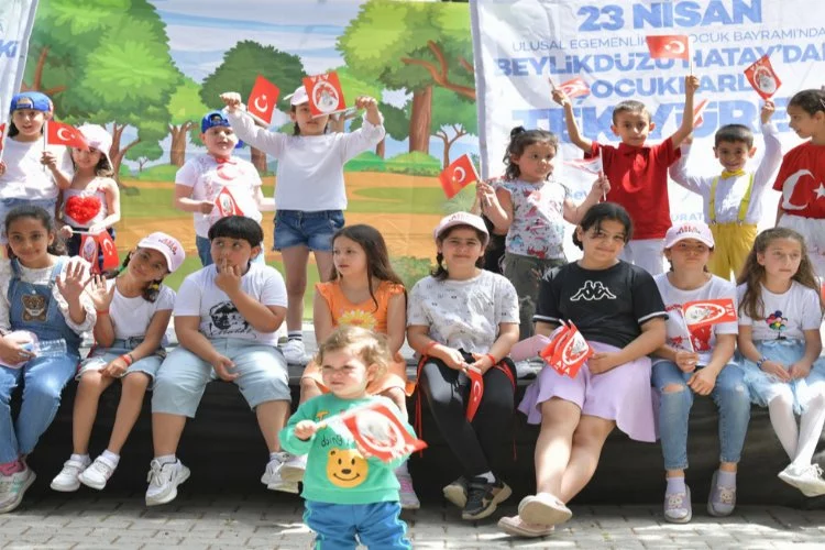 Beylikdüzü Belediyesi, Hatay Defne'deki çocukları 23 Nisan'da yalnız bırakmadı