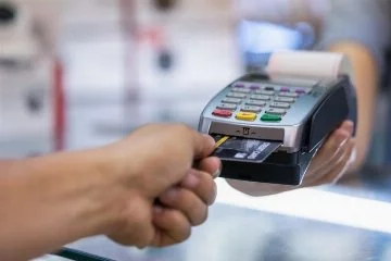 Son dakika kredi kartı faizleri değişiyor mu? Kredi kartı faizlerinde son durum ne?
