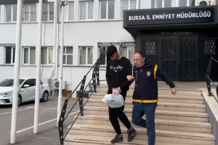Bursa'da hırsızlık yapan şüpheli, polisin pratik zekasıyla yakalandı