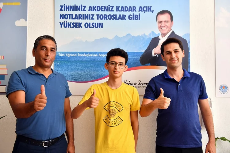 Mersin Büyükşehir'in kurs merkezlerinde LGS başarısı