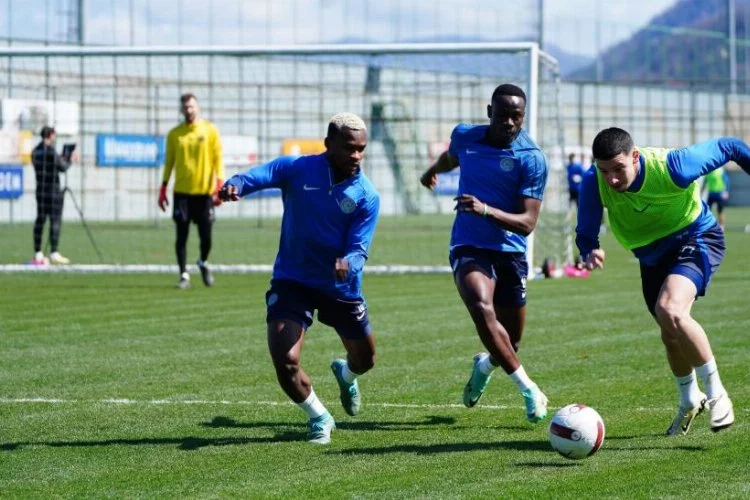 Çaykur Rizespor, İstanbulspor maçı hazırlıklarını antrenmanla sürdürdü