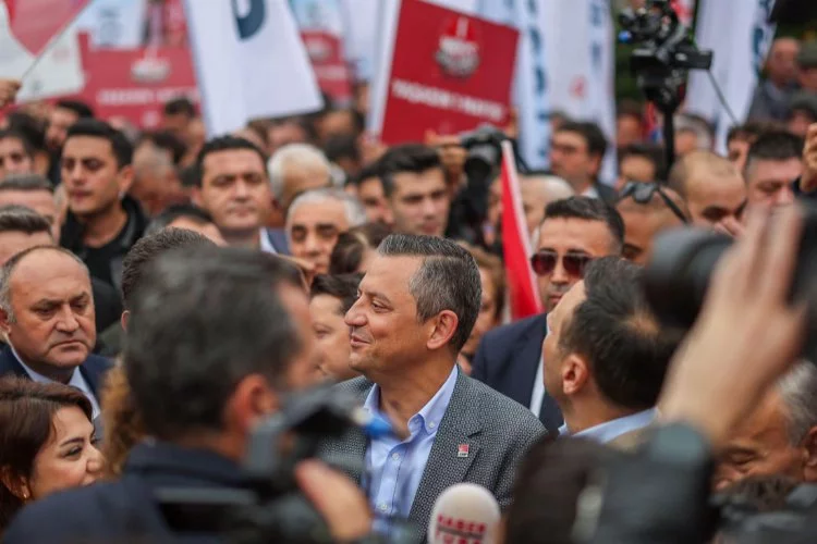 CHP Genel Başkanı Özgür Özel: Hedef Taksim Meydanı