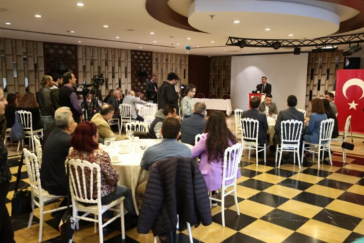 CHP Adana İl Başkanı Tanburoğlu, gazetecilerle bir araya geldi