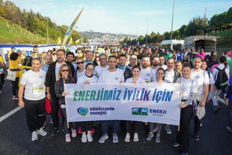 CK Enerji çalışanları İstanbul Maratonu'nda otizmli çocuklar için koştu