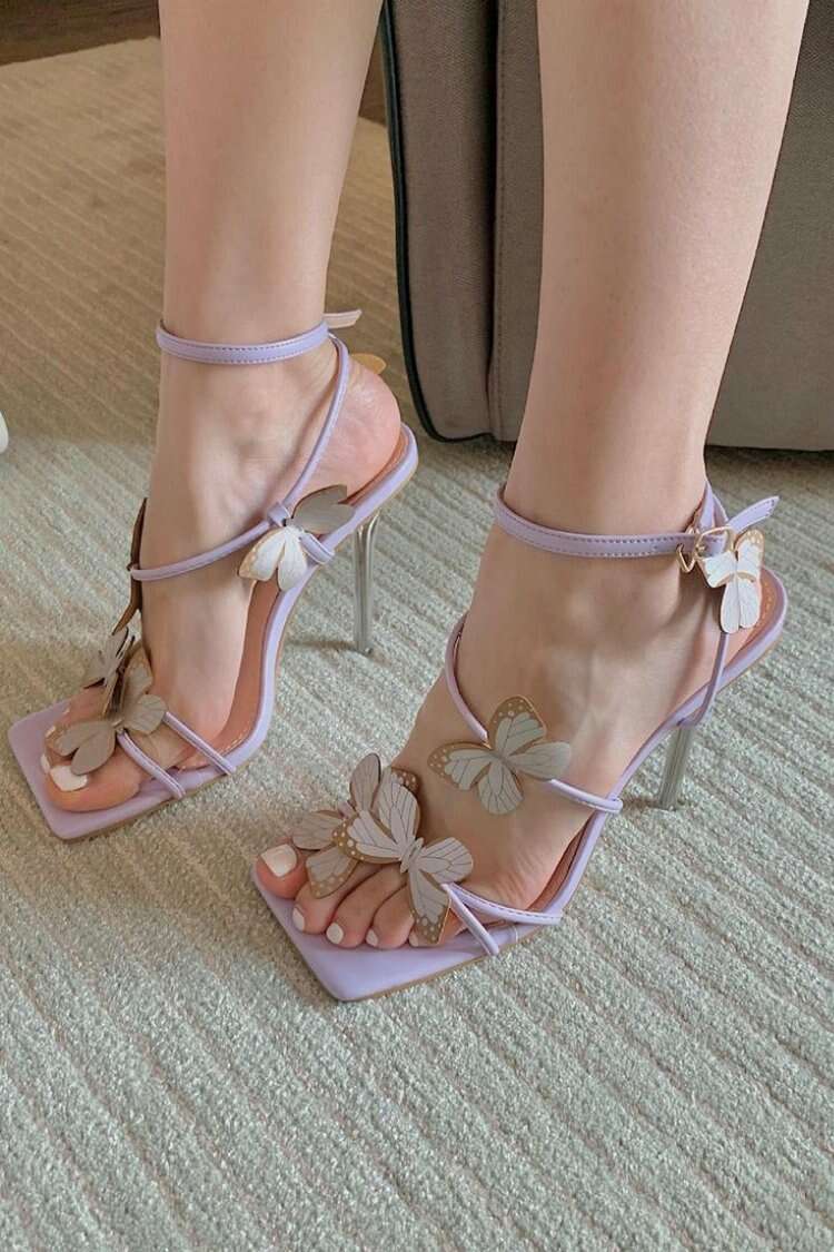 lila rengi ayakkabı
