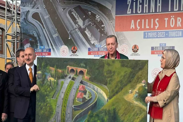 Cumhurbaşkanı Erdoğan: ” Bay bay Kemal, Bayraktar grubuna Tayyip Erdoğan’ın verdiği bir Allah kuruşu yoktur; Sıkıyorsa çık açıkla”