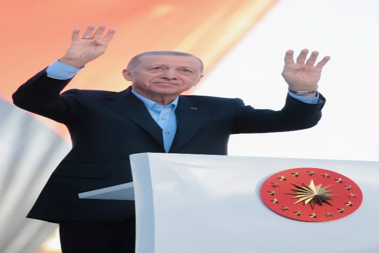 Cumhurbaşkanı Erdoğan, Kumluca'da vatandaşlara hitap etti:
