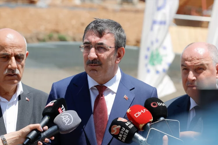 Cumhurbaşkanı Yardımcısı Yılmaz, Kahramanmaraş'ta konuştu: