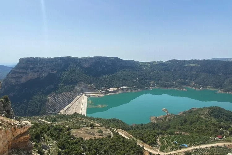 Değirmençay Barajı'nın gövde yüksekliği 26,50 metreye ulaştı