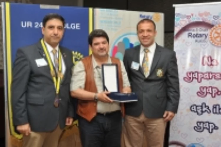 Devlet Sanatçısı Dikel’e   5 Ocak Rotary’den ödül