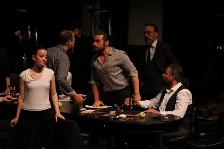 Devlet Tiyatroları 13. Antalya Uluslararası Tiyatro Festivali başladı