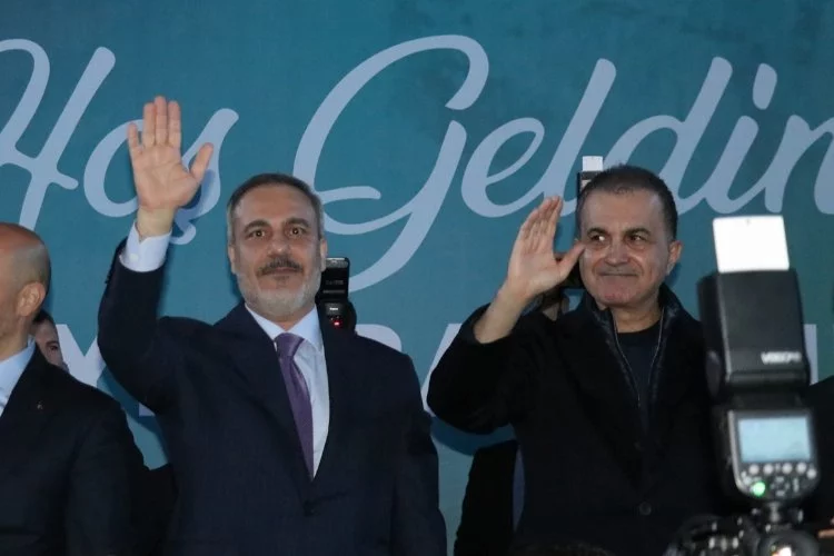 Dışişleri Bakanı Hakan Fidan Adana'da iftar programına katıldı