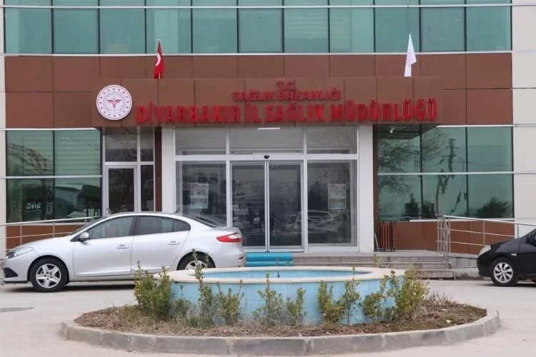 Diyarbakır Sağlık Müdürlüğü, 'Gazi Yaşar Eğitim ve Araştırma Hastanesi'ndeki hayvan iddialarını yalanladı