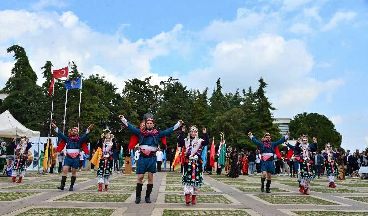 mersin üniversitesi nevruz bayramı