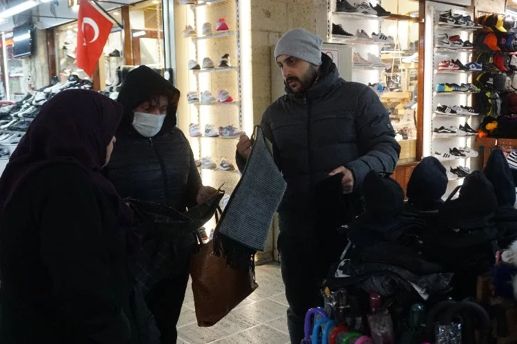 Edirne'de havalar soğudu, koruyucu malzemelere talep arttı
