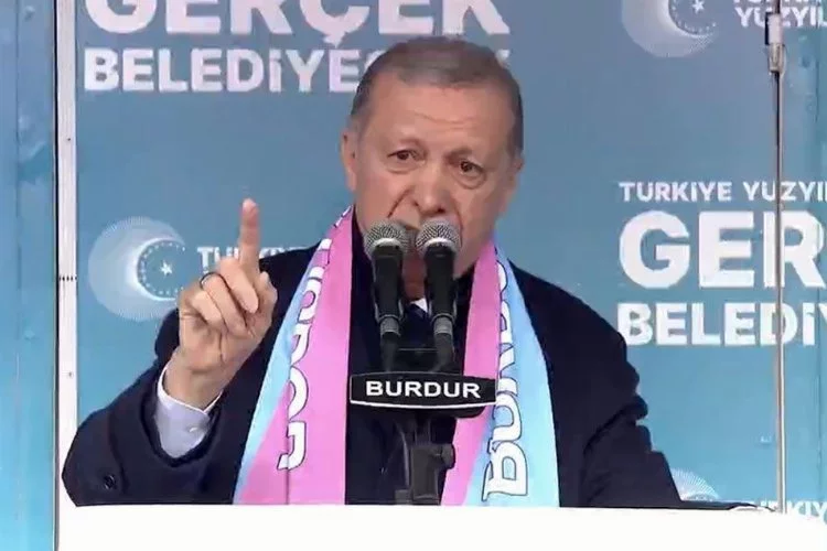 Erdoğan: CHP Genel Başkanlarının telefon merakı ona da sirayet etmiş