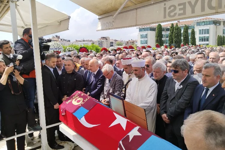Eski Bakan Mehmet Ali Yılmaz son yolculuğuna uğurlandı