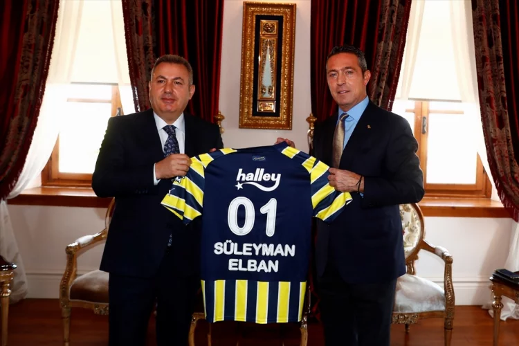 Fenerbahçe Başkanı Ali Koç, Adana Valisi Süleyman Elban'ı ziyaret etti
